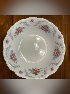 Royal Albert Tranquility Round Serving Bowl 9”serving piece
